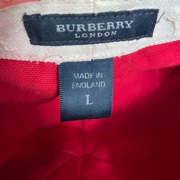 Burberry hat - Picture 3 of 8